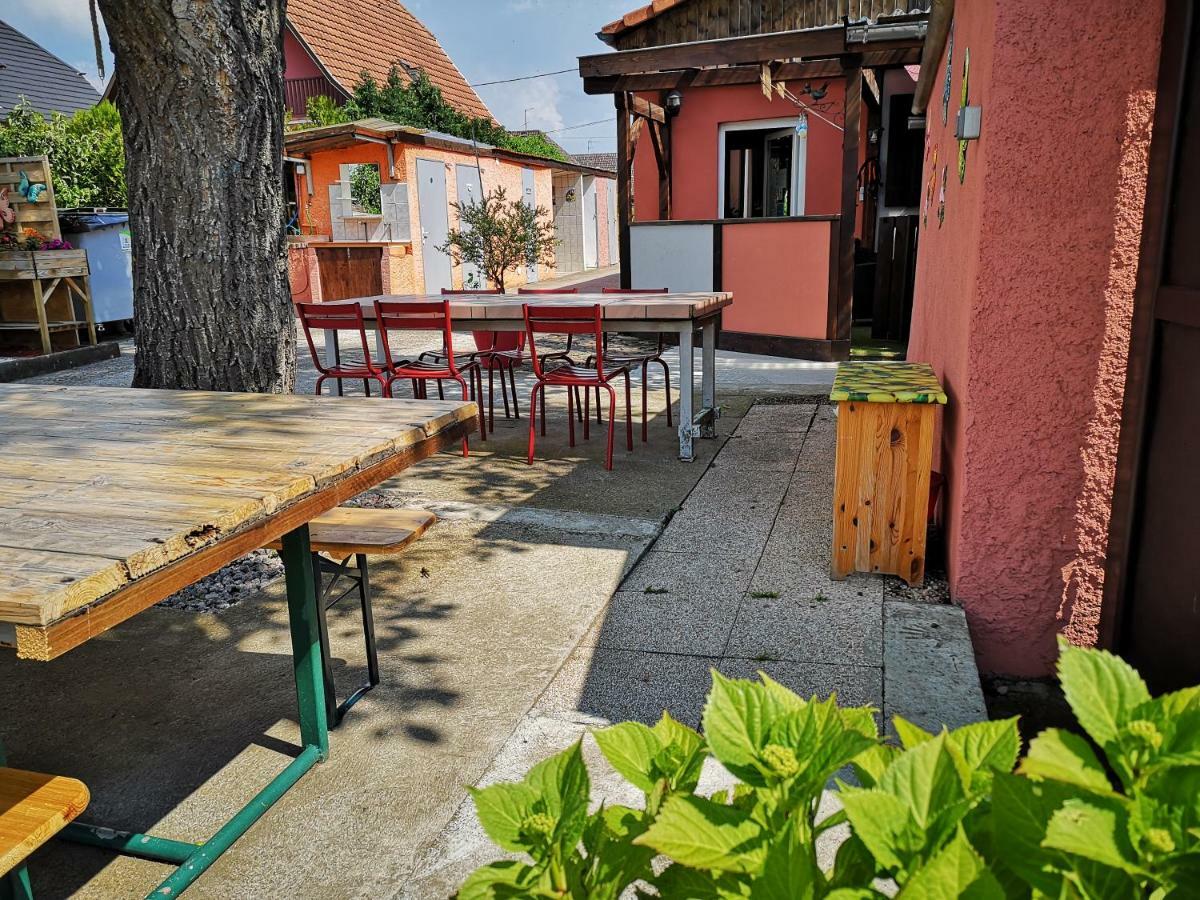 Gites & Camping On The Route Des Vins Bergheim Exterior photo